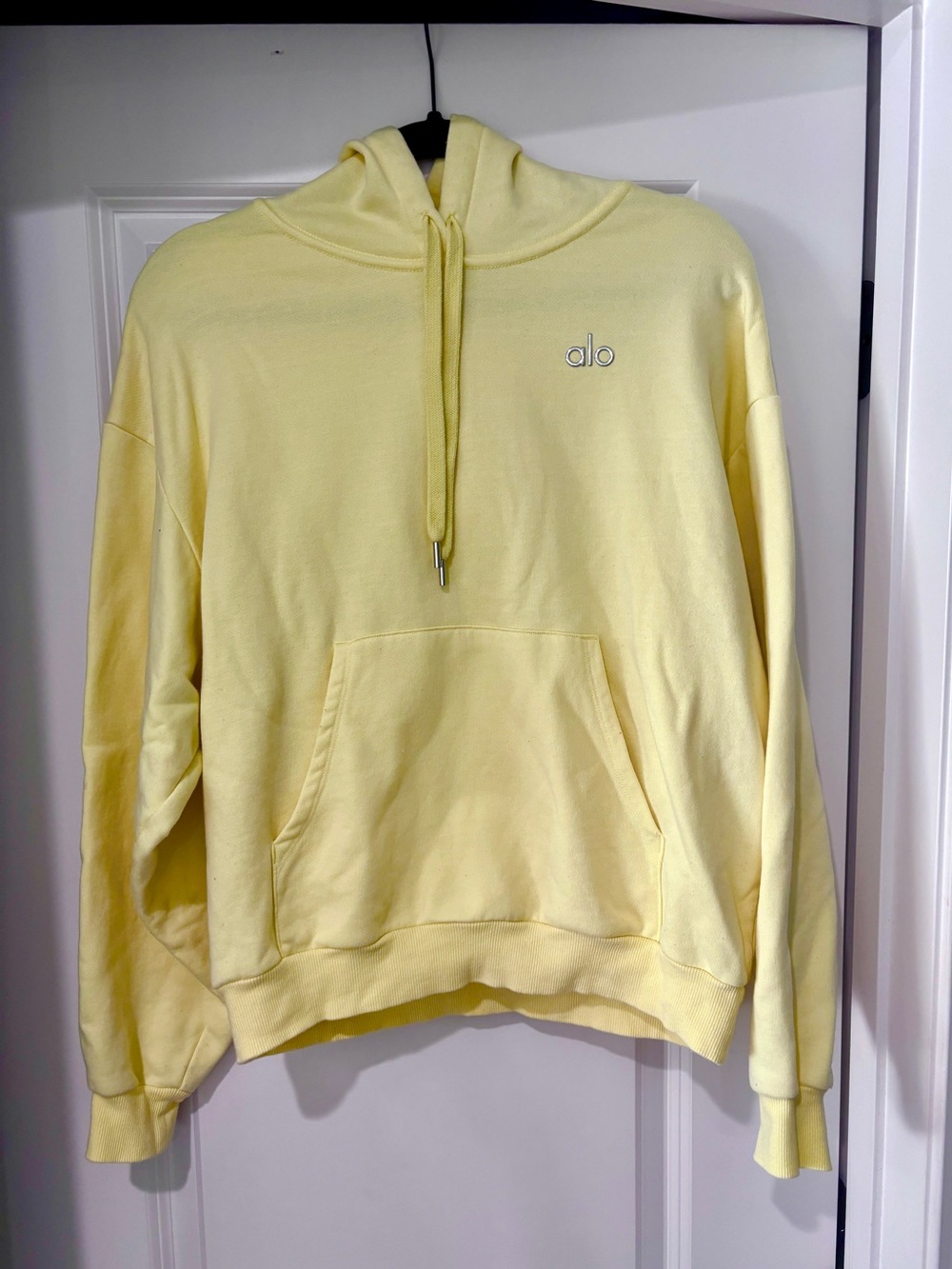 Alo Accolade Hoodie - Sz Small in Buttercup Yellow